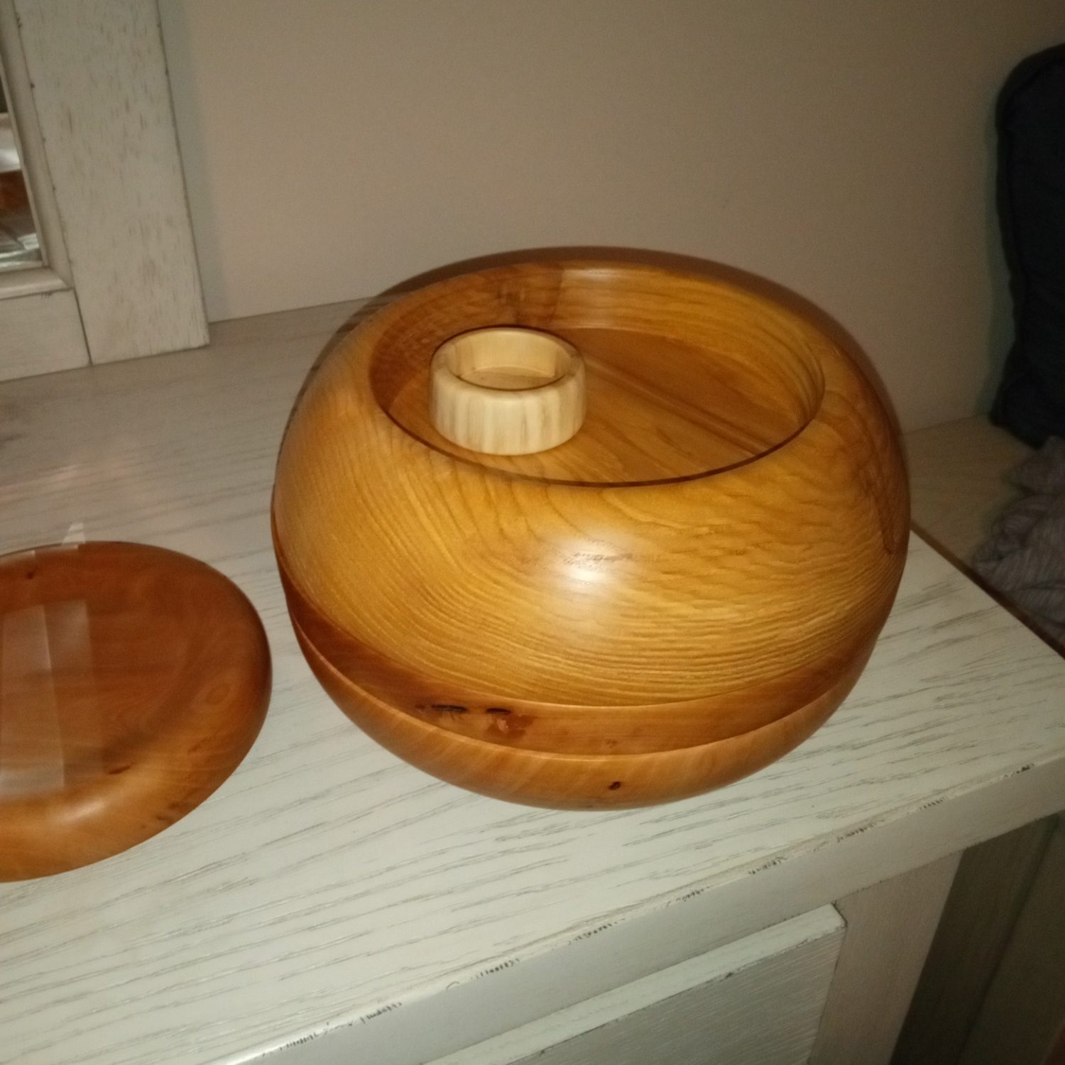 Turned jewelry box with fitted lid